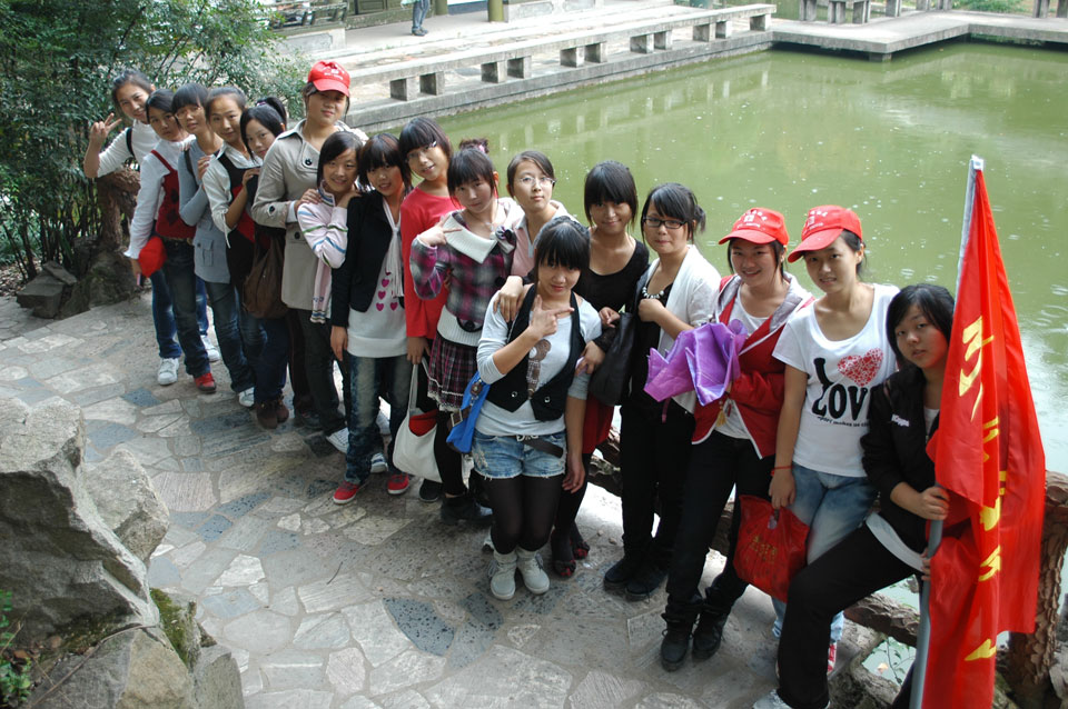 ���|Ů�ӌW(xu��)У