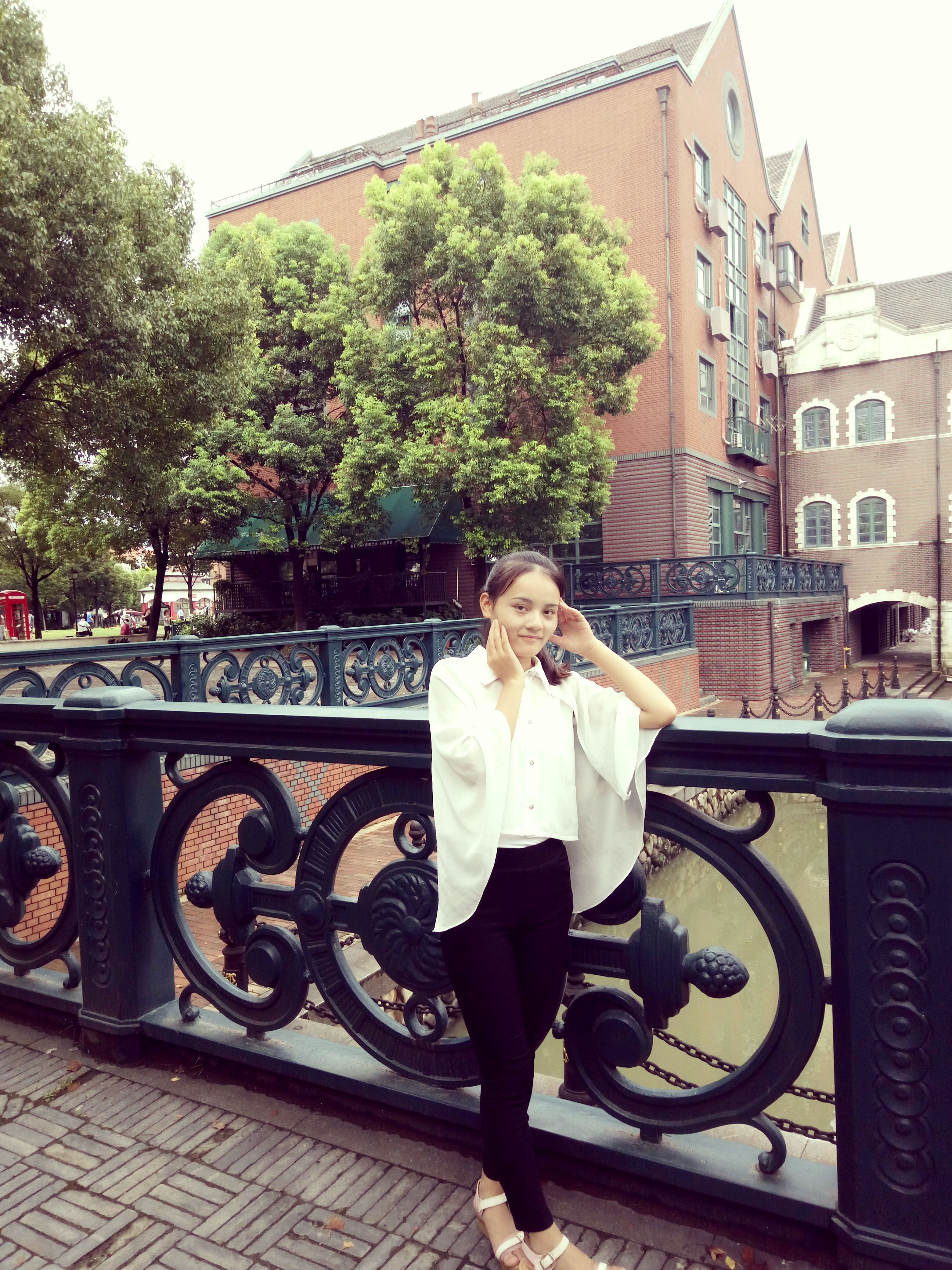 ���|Ů�ӌW(xu��)У