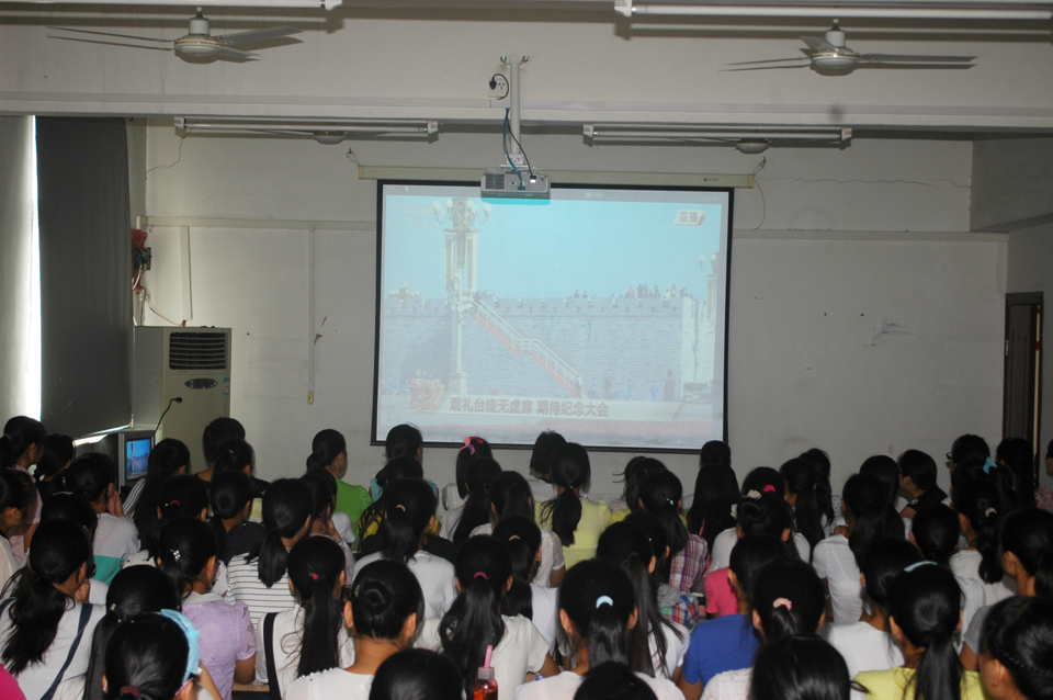 ���|Ů�ӌW(xu��)У