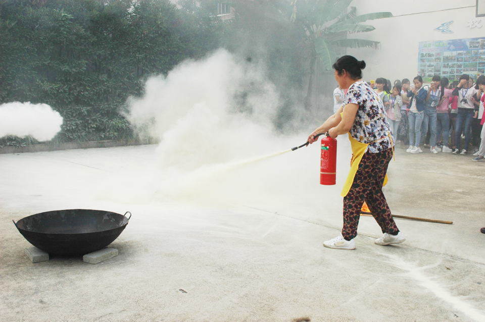 ���|Ů�ӌW(xu��)У