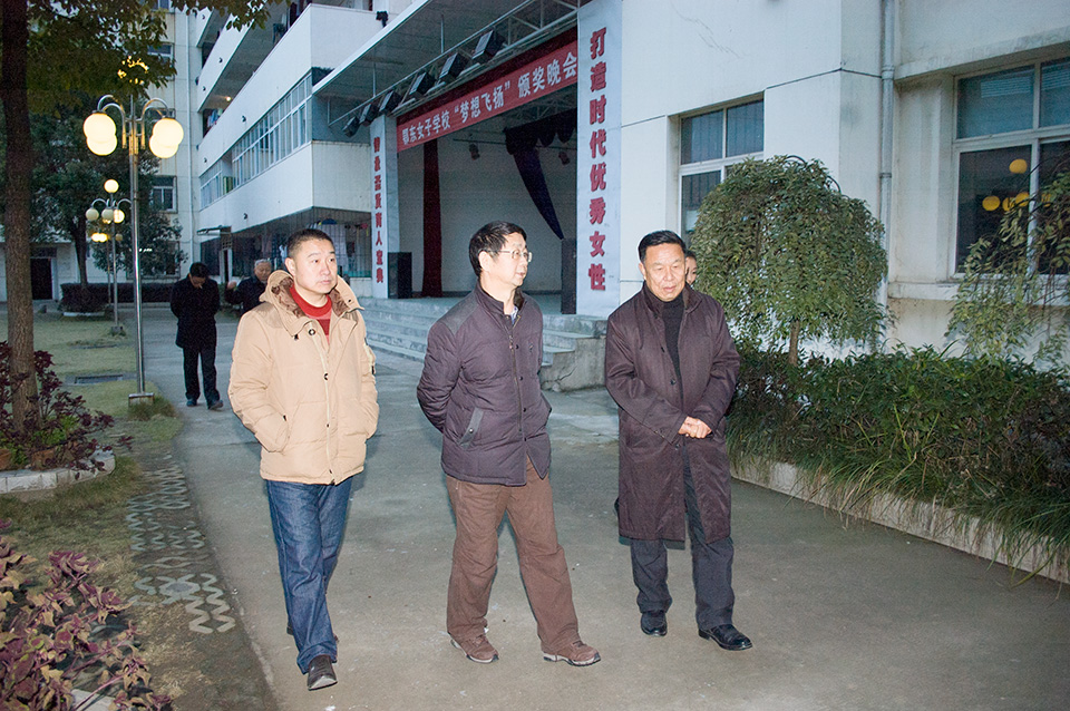 ���|Ů�ӌW(xu��)У