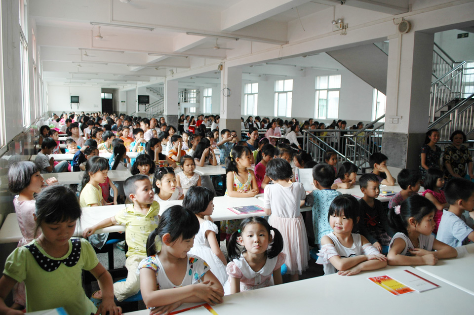 ���|Ů�ӌW(xu��)У