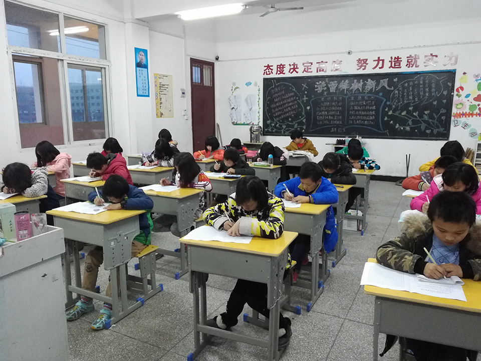 ���|Ů�ӌW(xu��)У