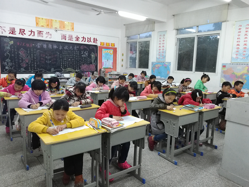 ���|Ů�ӌW(xu��)У