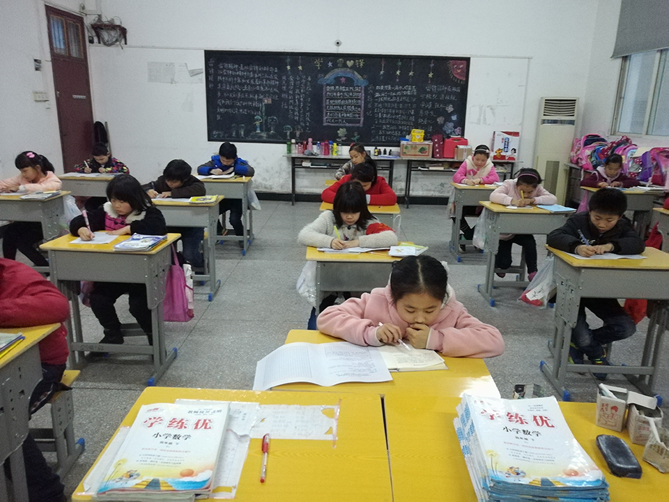 ���|Ů�ӌW(xu��)У