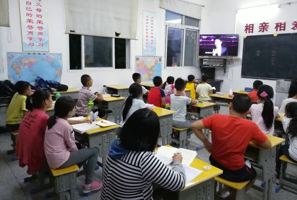 ���|Ů�ӌW(xu��)У