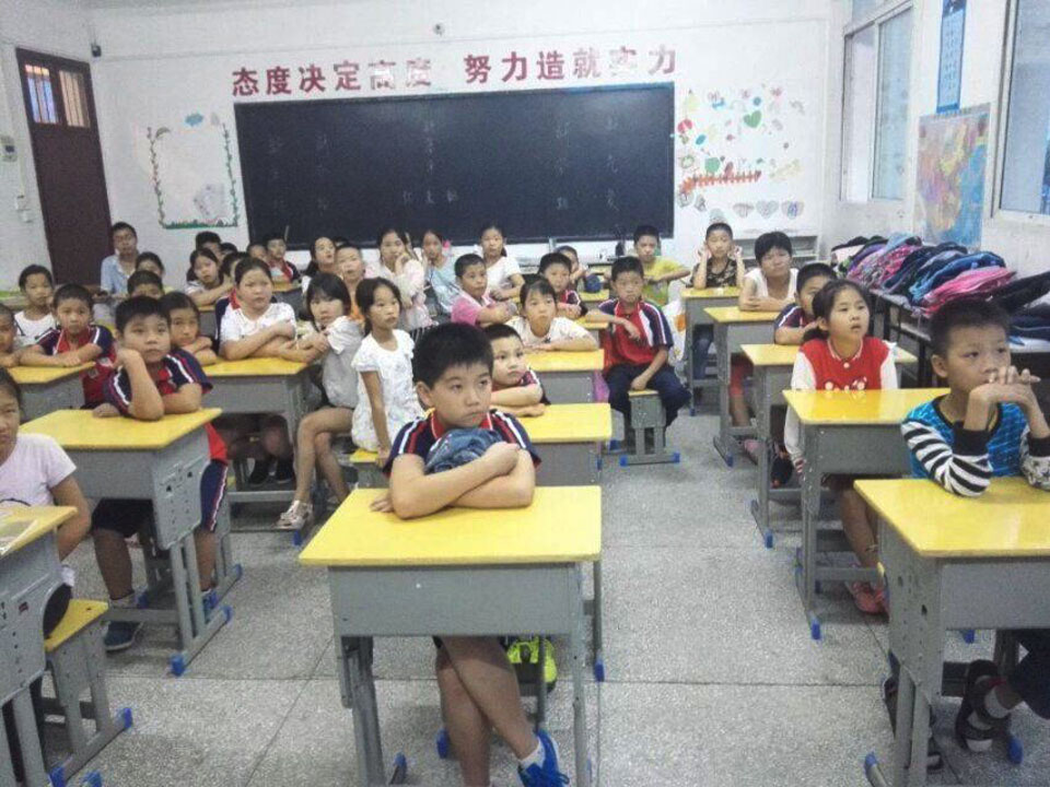 ���|Ů�ӌW(xu��)У