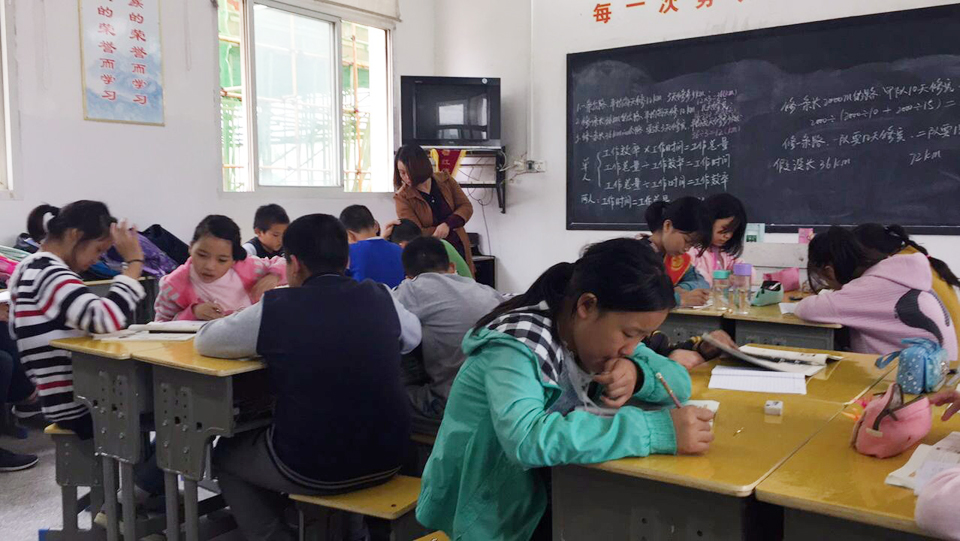 ���|Ů�ӌW(xu��)У