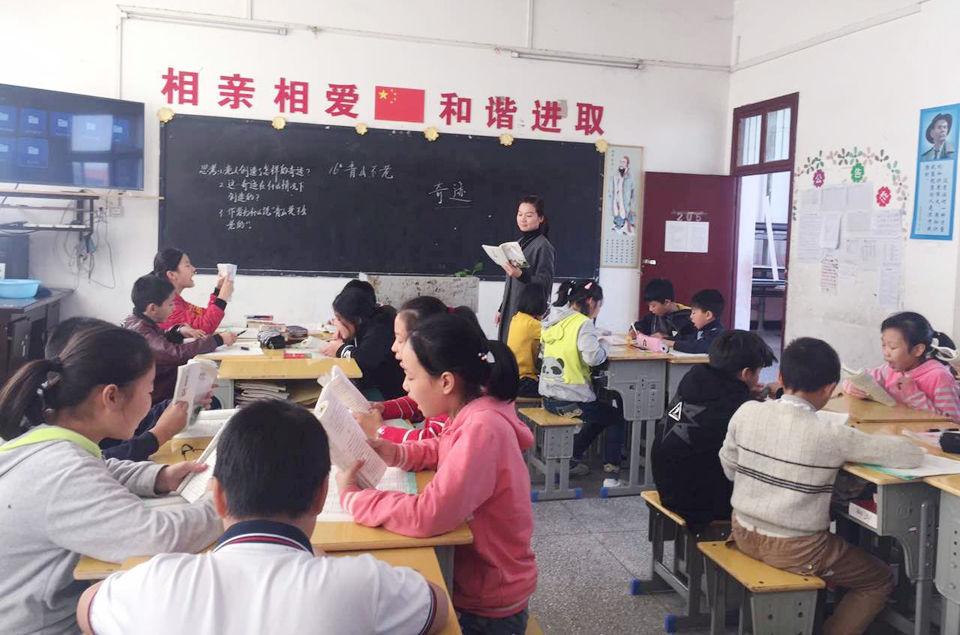 ���|Ů�ӌW(xu��)У