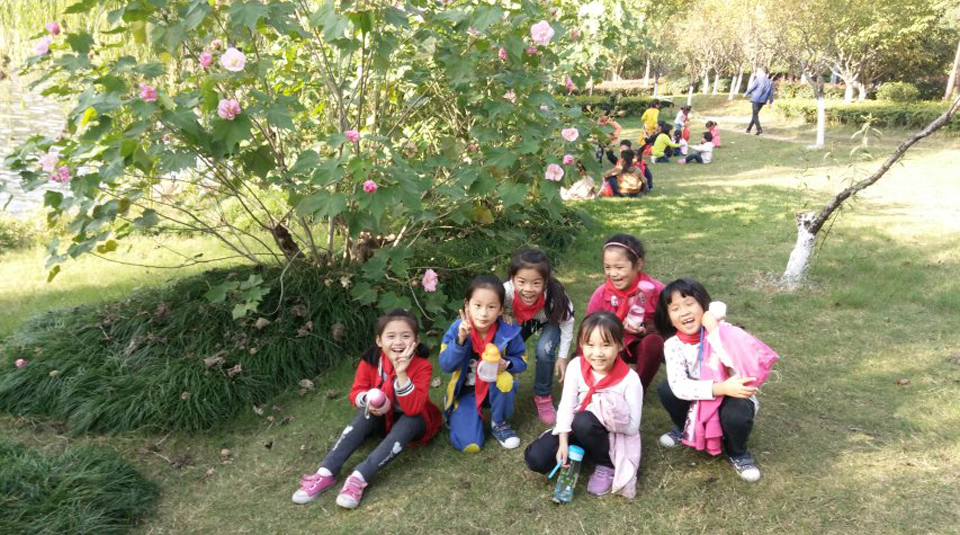 ���|Ů�ӌW(xu��)У