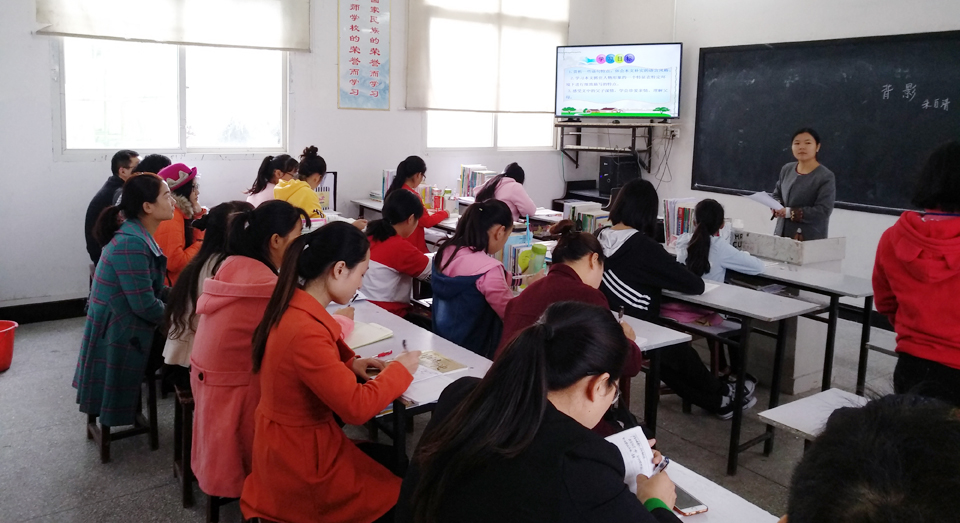 ���|Ů�ӌW(xu��)У