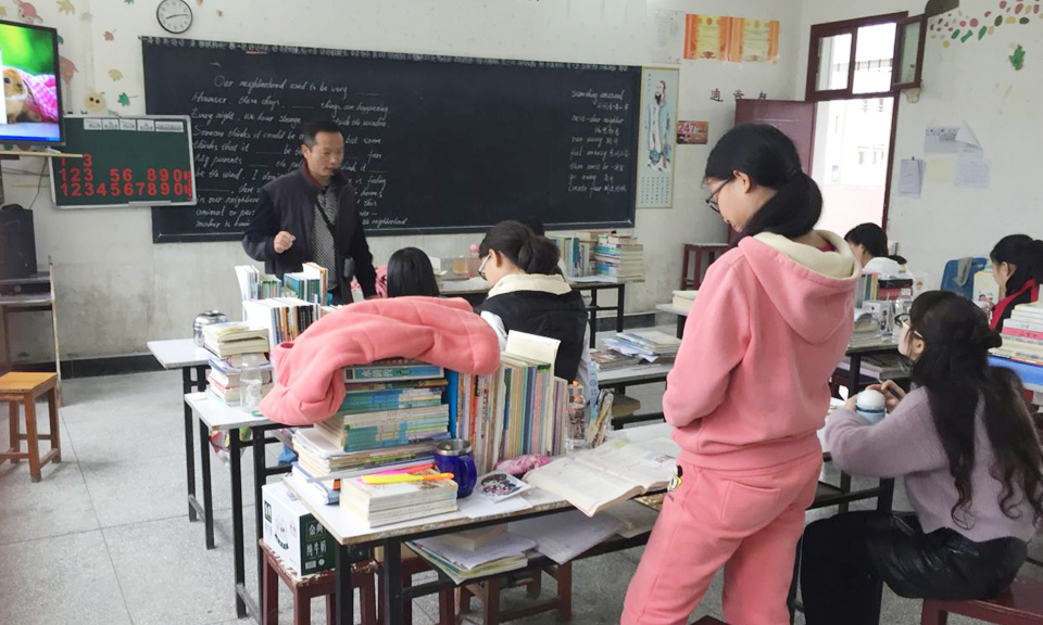 ���|Ů�ӌW(xu��)У