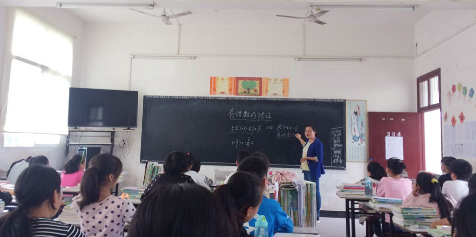 ���|Ů�ӌW(xu��)У