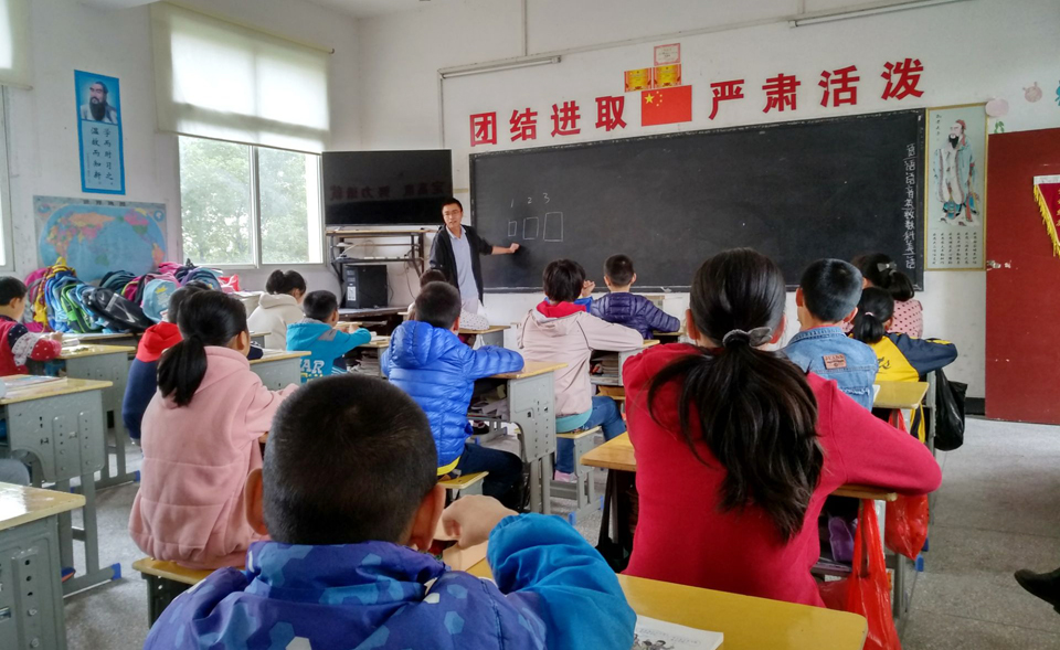 ���|Ů�ӌW(xu��)У