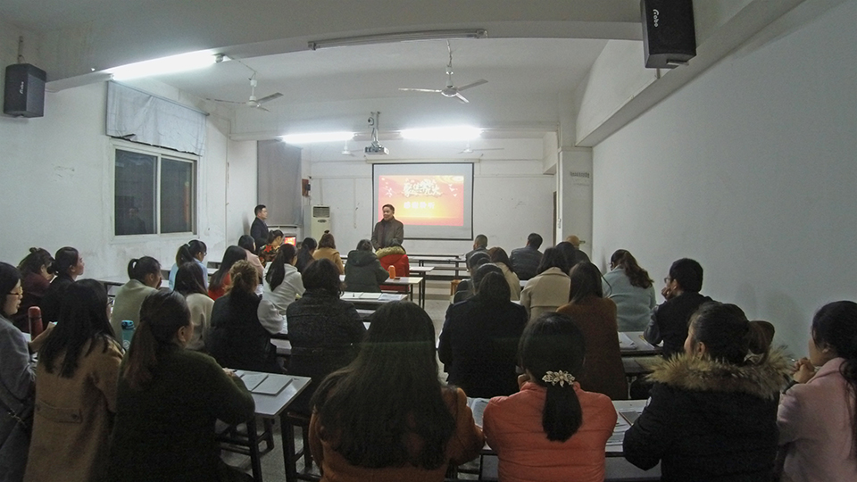 ���|Ů�ӌW(xu��)У