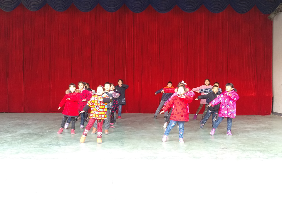 ���|Ů�ӌW(xu��)У