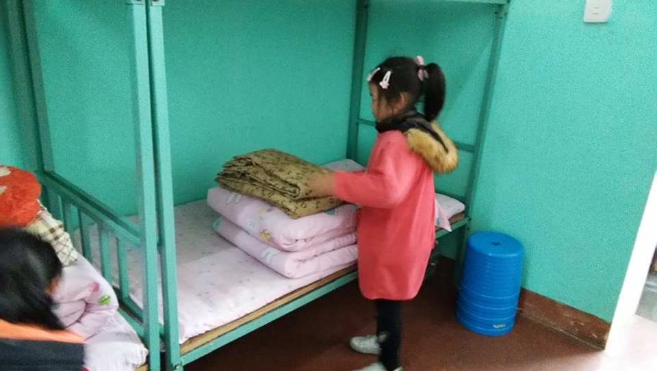 ���|Ů�ӌWУ