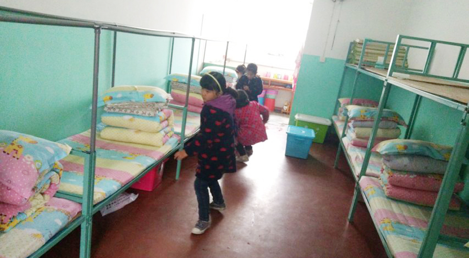 ���|Ů�ӌWУ