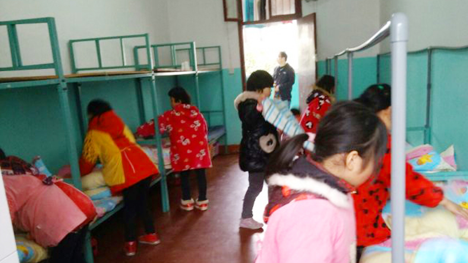 ���|Ů�ӌWУ