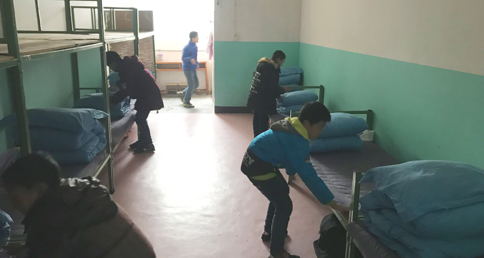 ���|Ů�ӌWУ