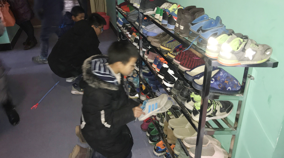 ���|Ů�ӌWУ