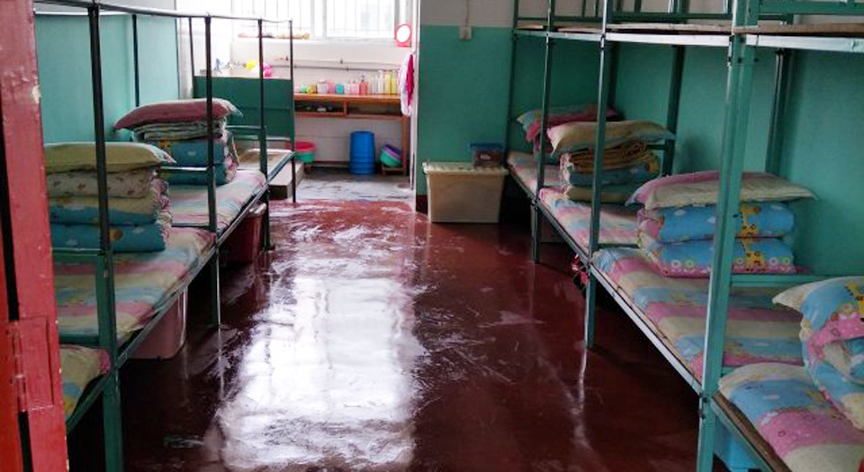 ���|Ů�ӌWУ