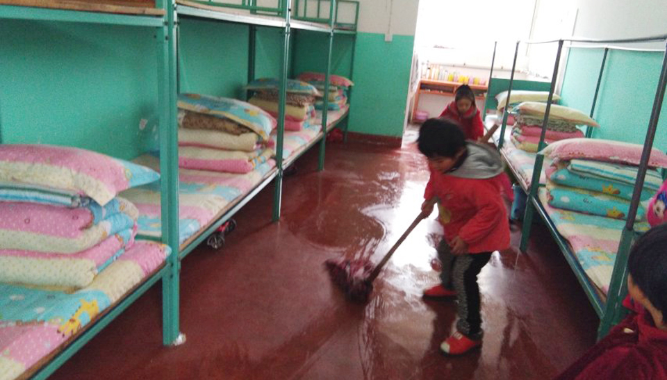 ���|Ů�ӌWУ