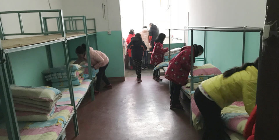 ���|Ů�ӌWУ