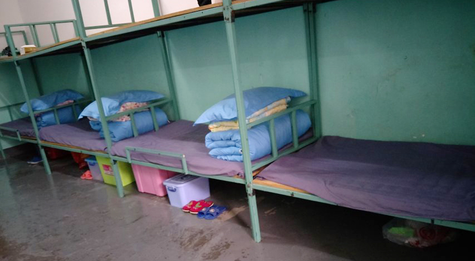 ���|Ů�ӌWУ