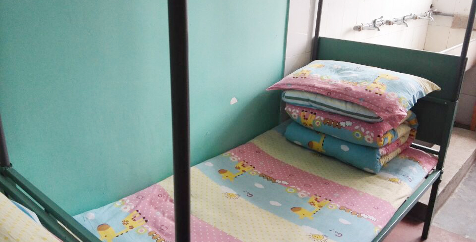 ���|Ů�ӌWУ