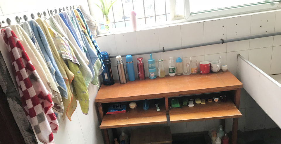 ���|Ů�ӌWУ