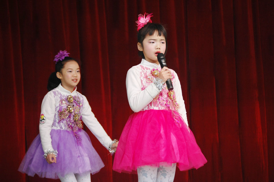 ���|Ů�ӌW(xu��)У