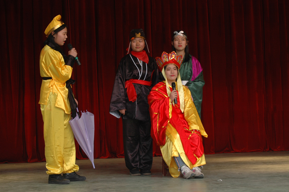 ���|Ů�ӌW(xu��)У