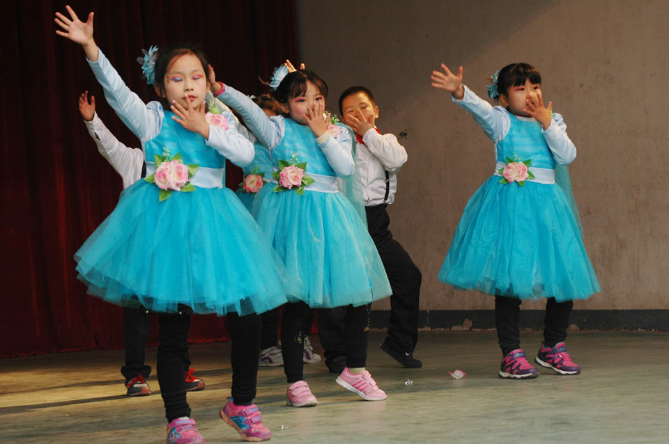 ���|Ů�ӌW(xu��)У