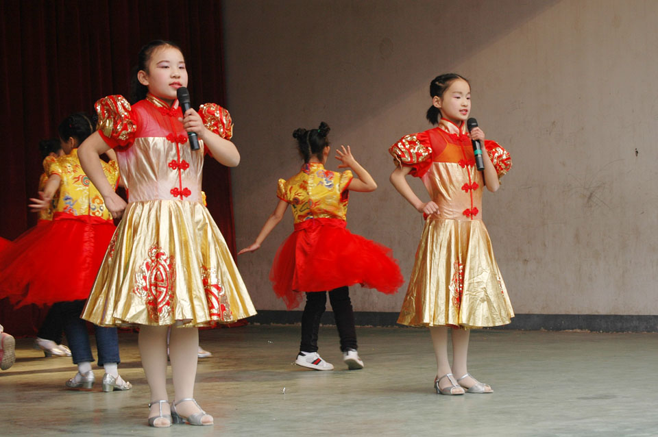 ���|Ů�ӌW(xu��)У