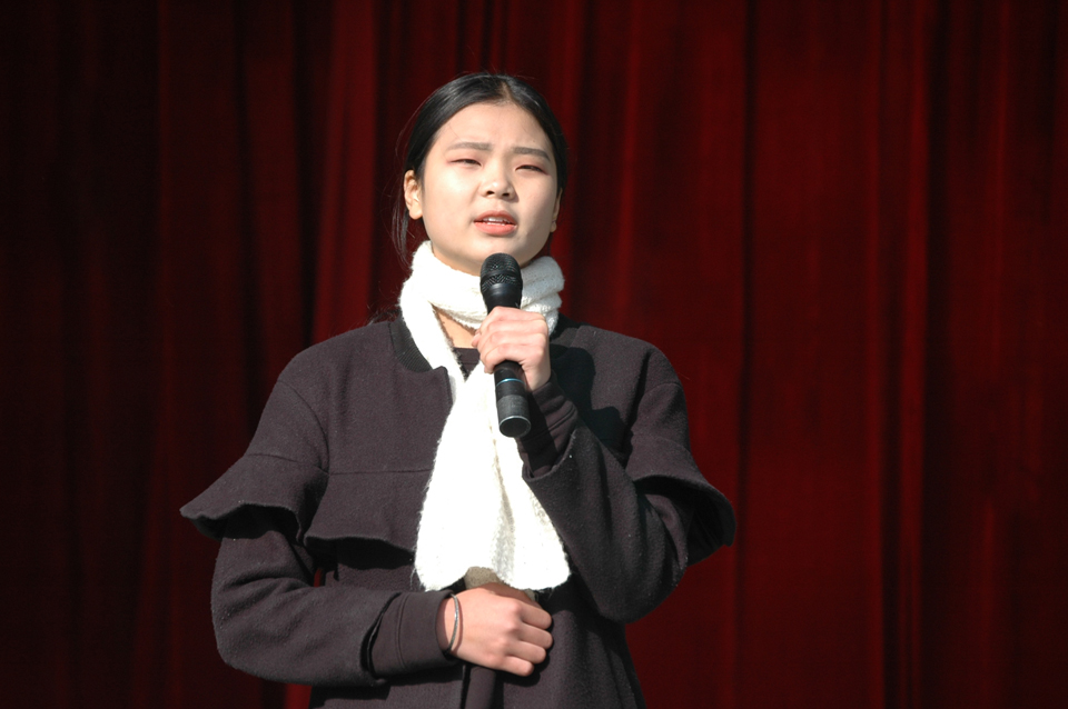 ���|Ů�ӌWУ