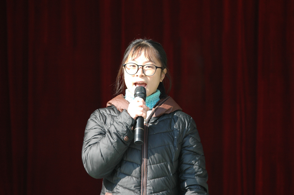 ���|Ů�ӌWУ