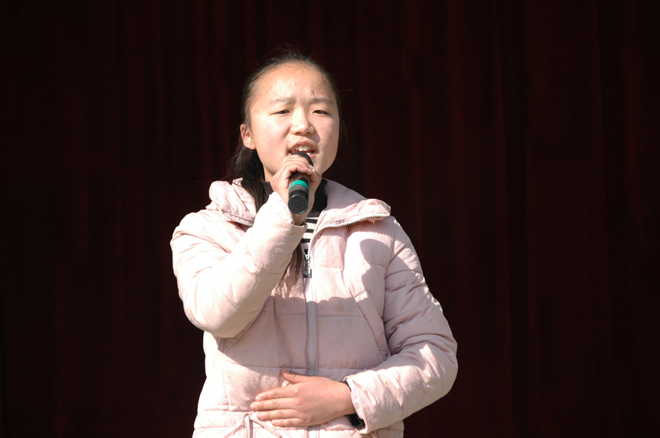 ���|Ů�ӌWУ