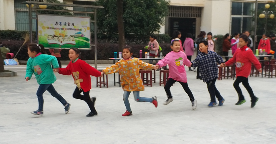 ���|Ů�ӌW(xu��)У