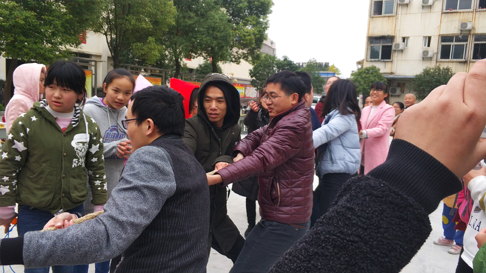 ���|Ů�ӌW(xu��)У