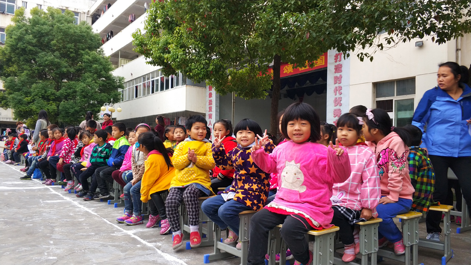 ���|Ů�ӌW(xu��)У