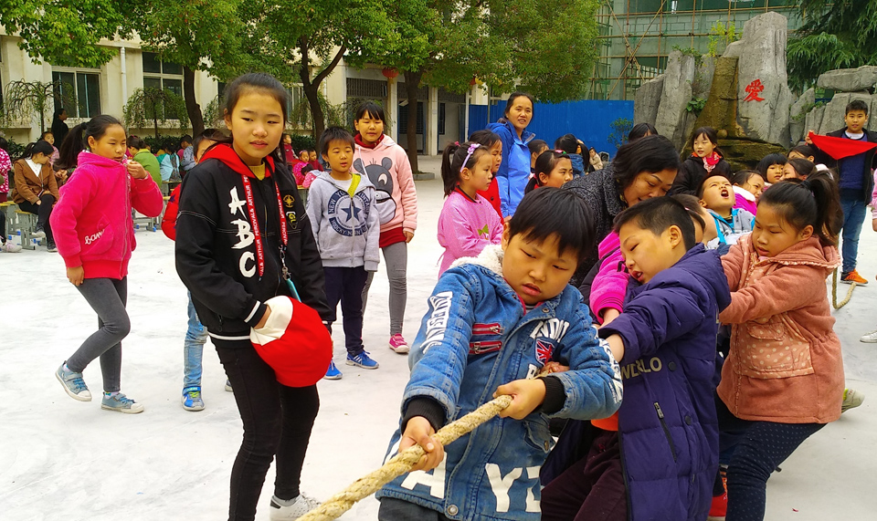 ���|Ů�ӌW(xu��)У