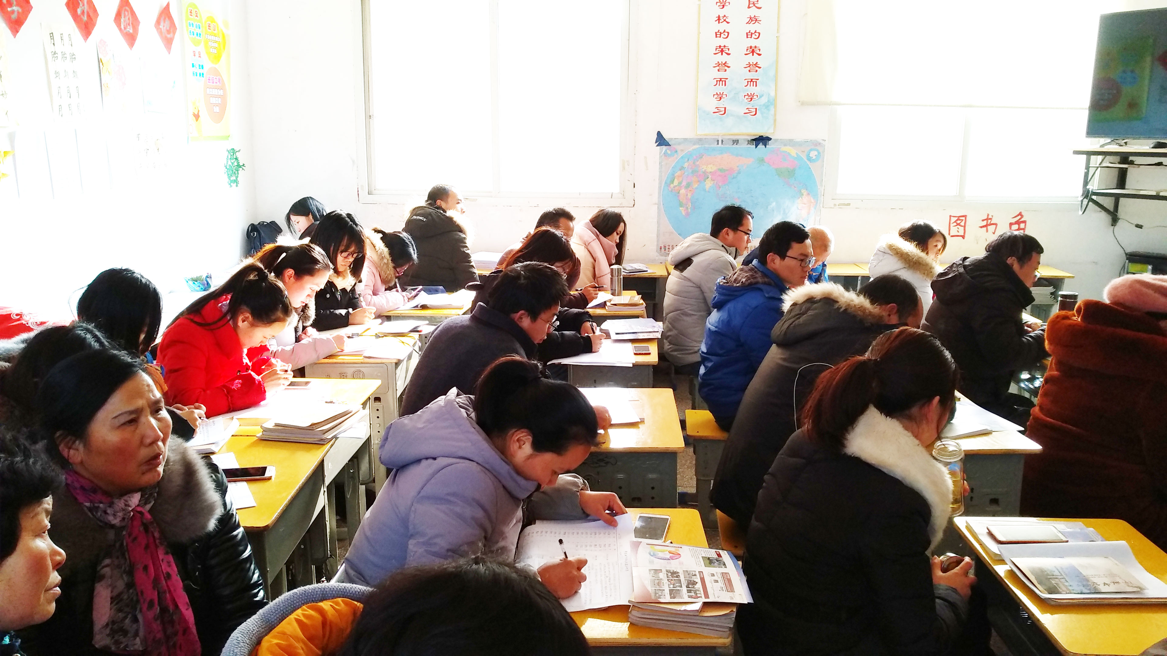 ���|Ů�ӌW(xu��)У