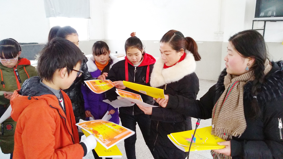 ���|Ů�ӌW(xu��)У