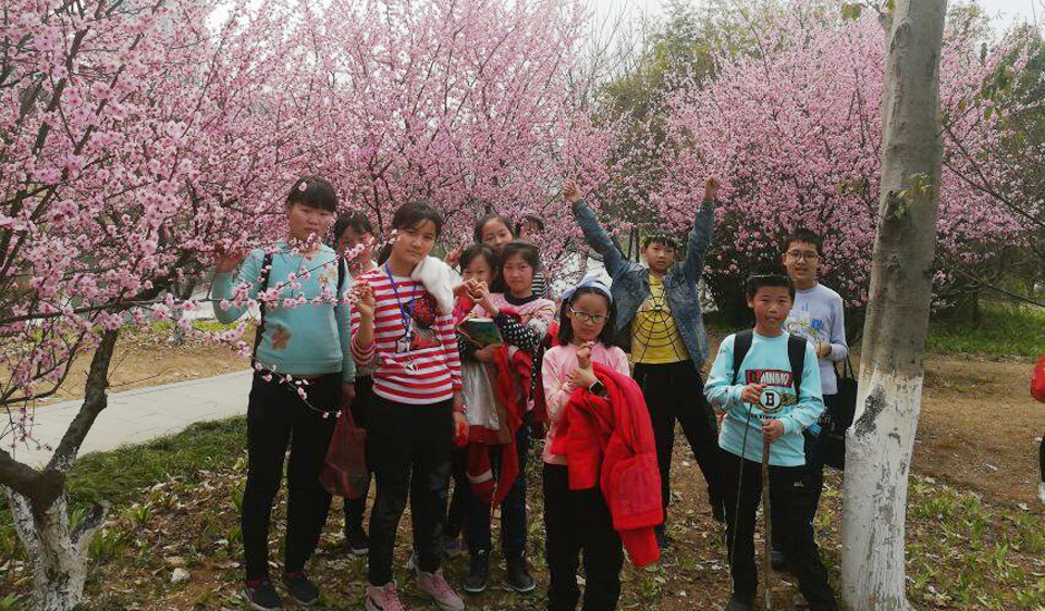 ���|Ů�ӌW(xu��)У