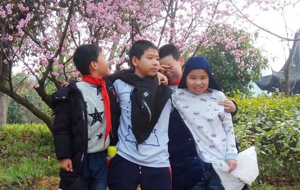 ���|Ů�ӌW(xu��)У