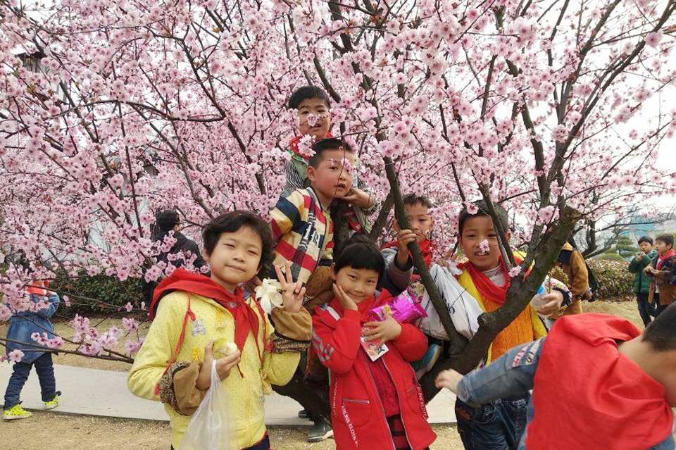 ���|Ů�ӌW(xu��)У