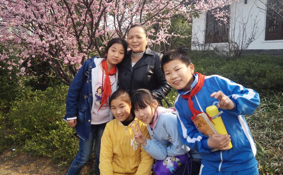 ���|Ů�ӌW(xu��)У