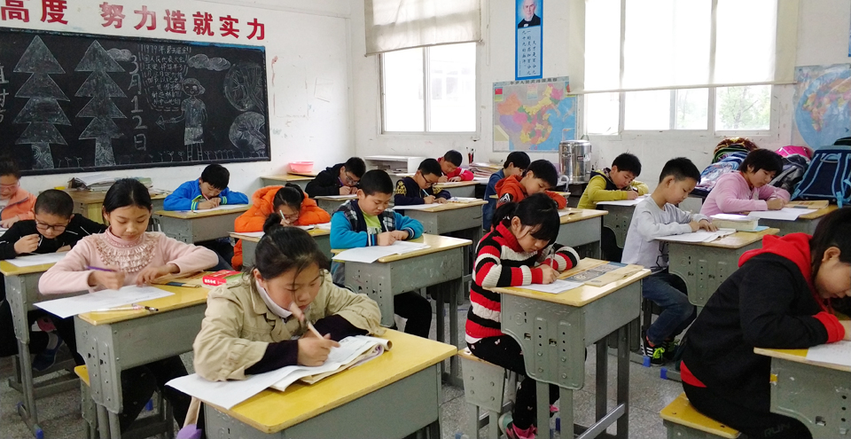 ���|Ů�ӌW(xu��)У