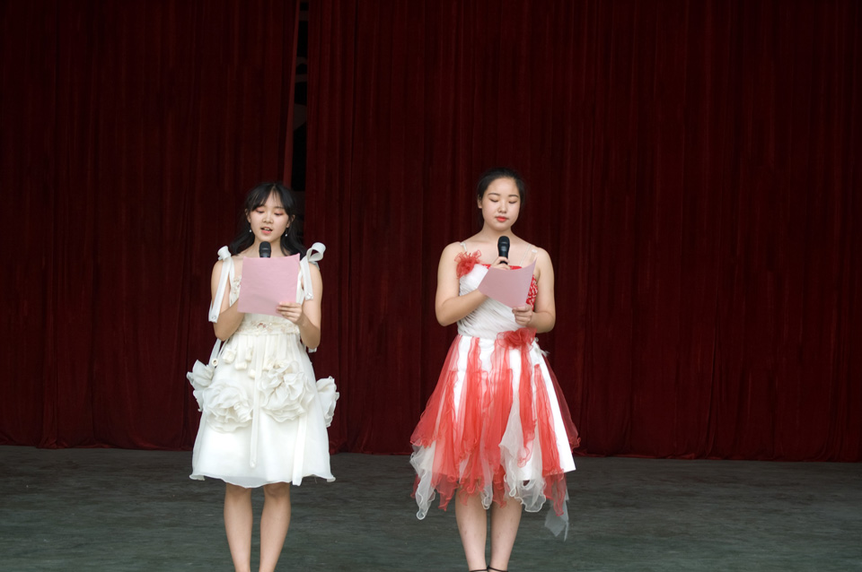 ���|Ů�ӌW(xu��)У